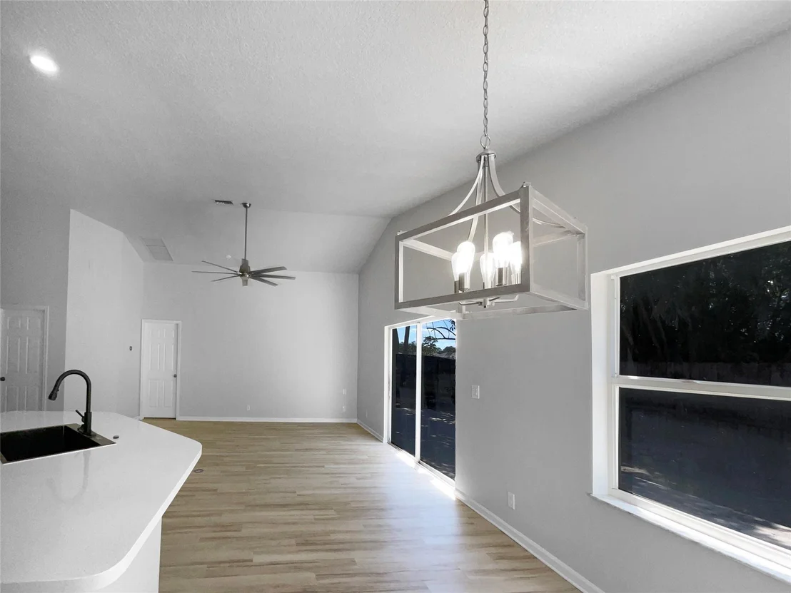 Photo of 1066 Salmon Isle