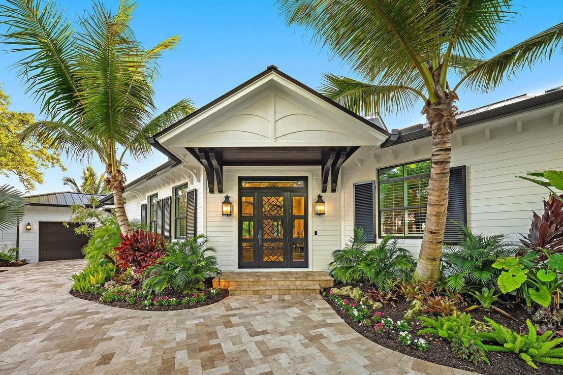 Photo of 942 Pompano Drive