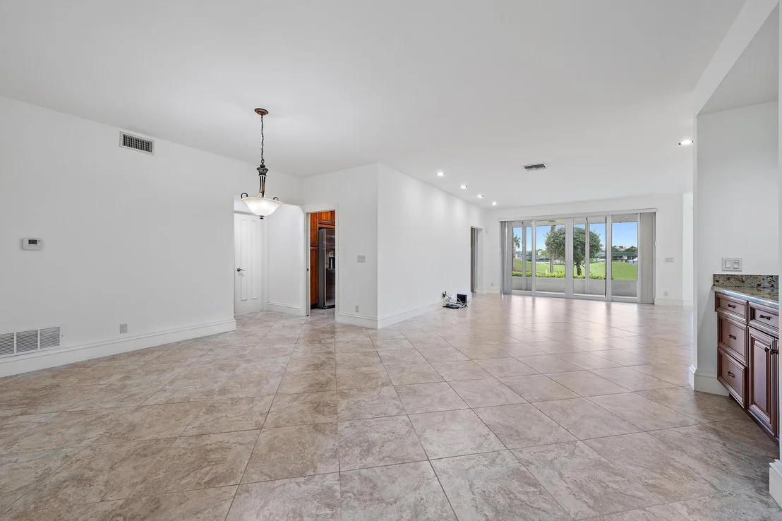 Photo of 1504 Captains Way