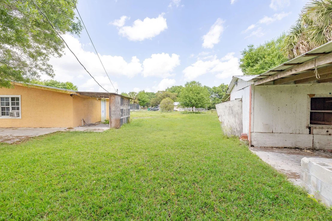 Photo of 3670 NW 27th Avenue