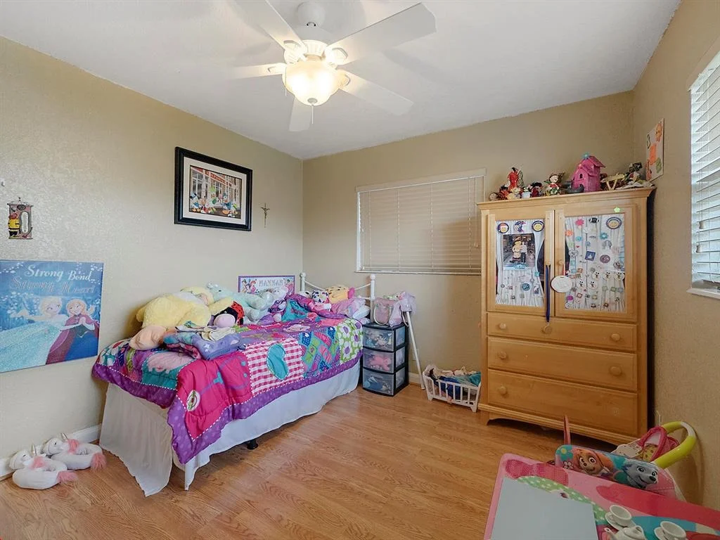 Photo of 2551 Cedarcrest Road