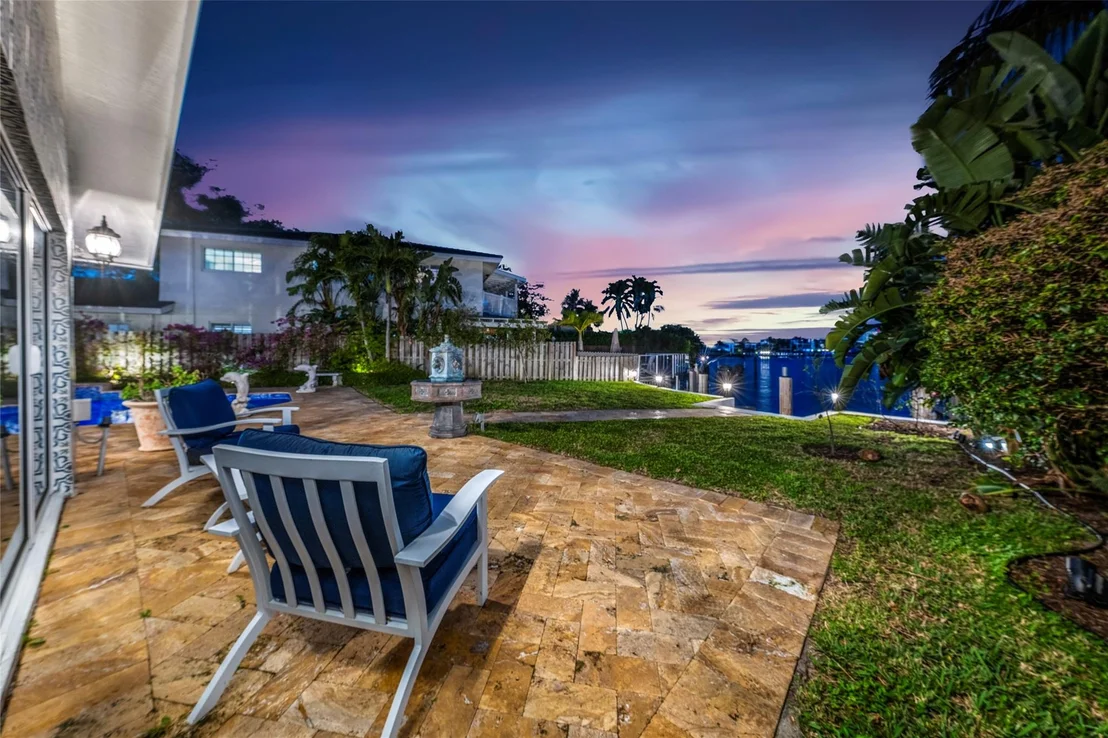 Photo of 2401 SE 8th Street