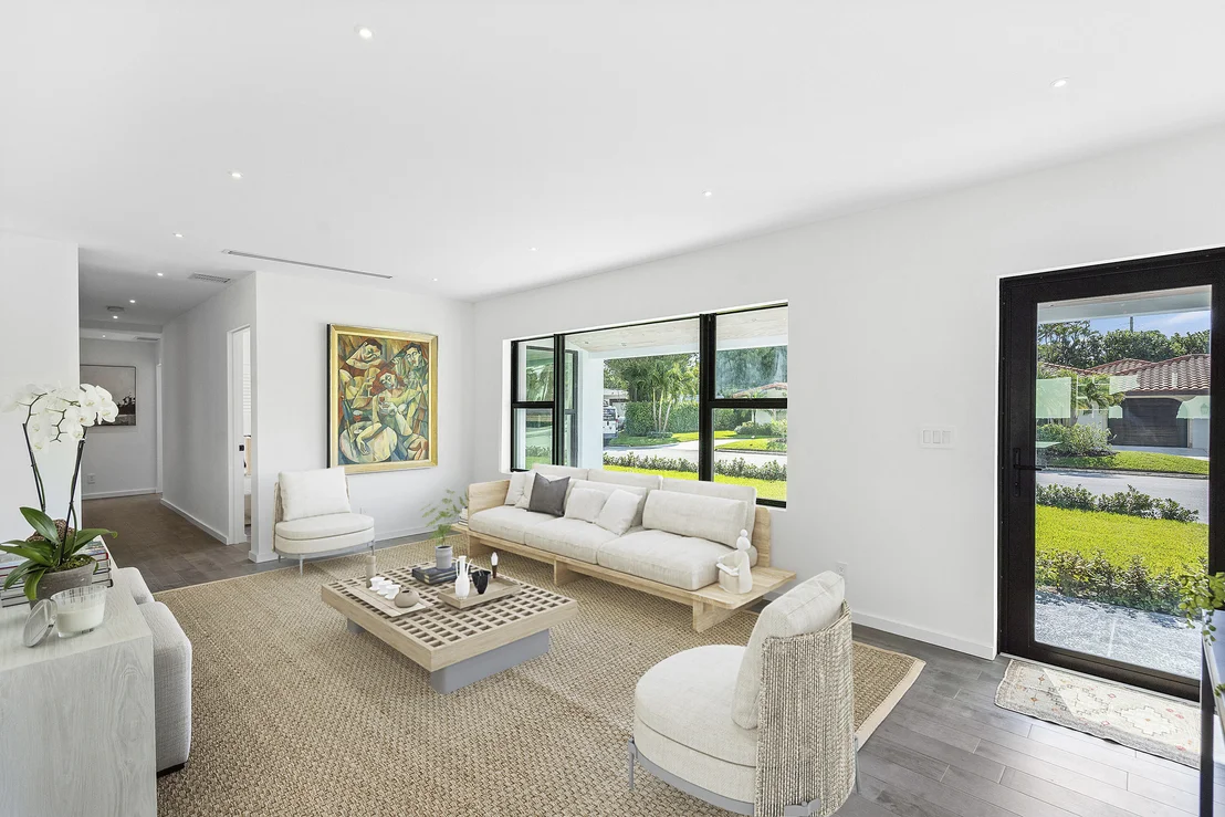 Photo of 245 Ellamar Road