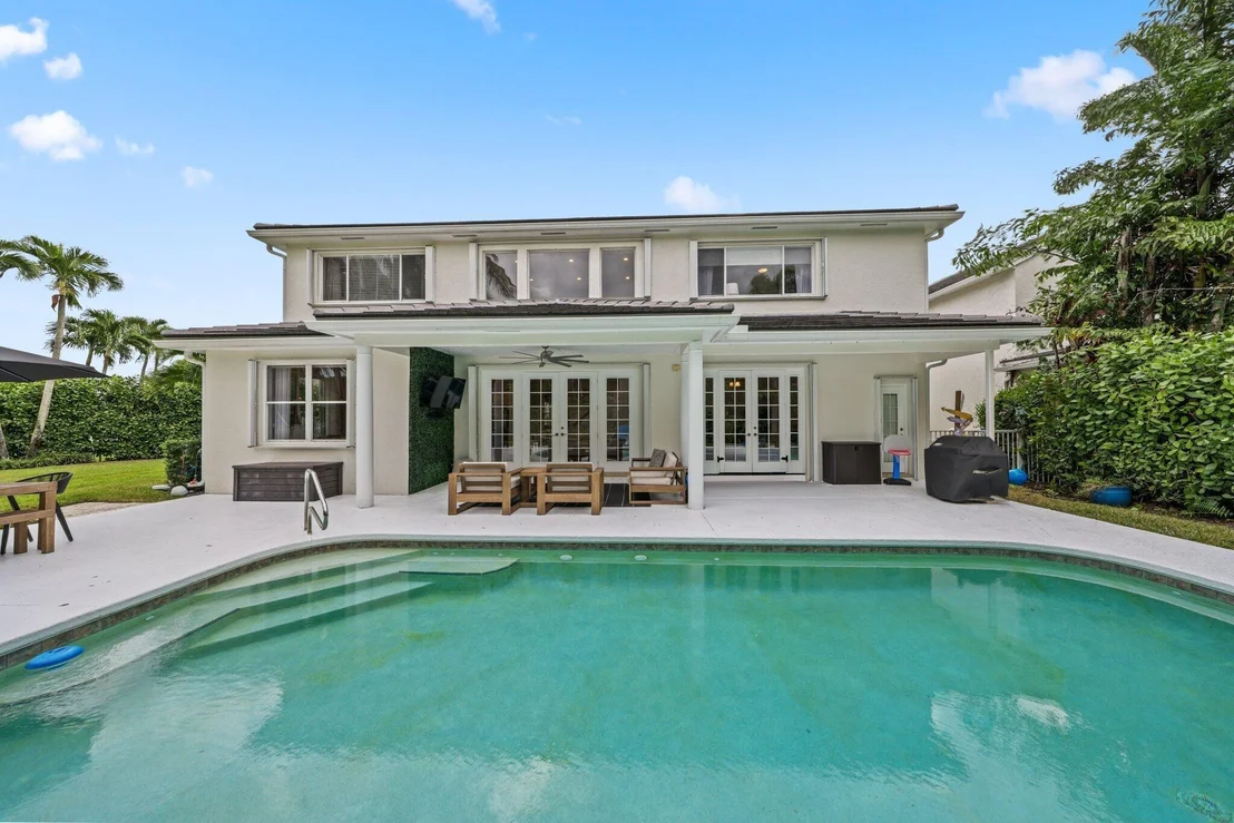Photo of 423 Meadowlark Drive