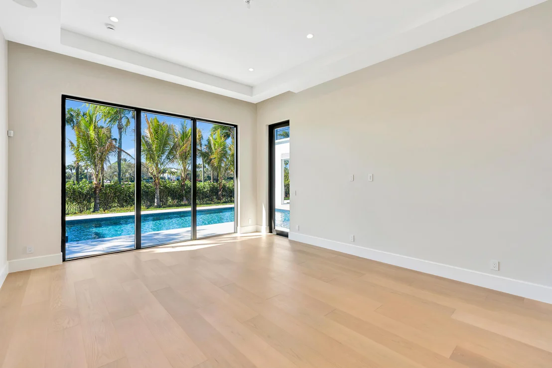 Photo of 112 Regatta Drive