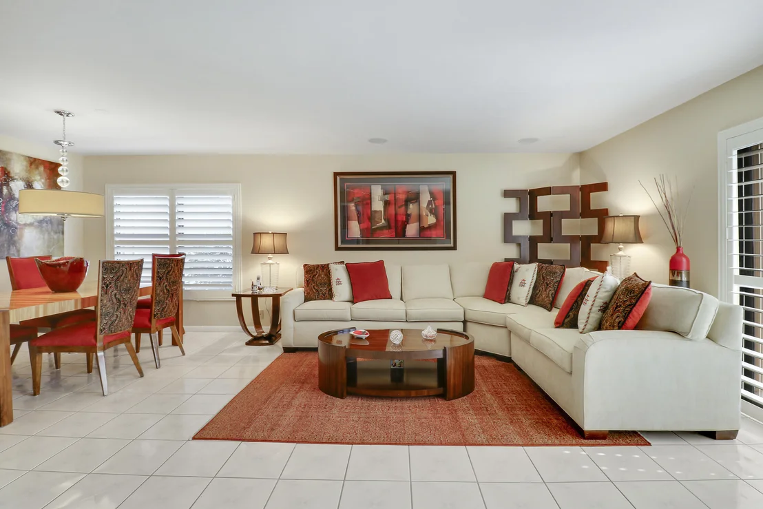 Photo of 5481 Mirror Lakes Boulevard