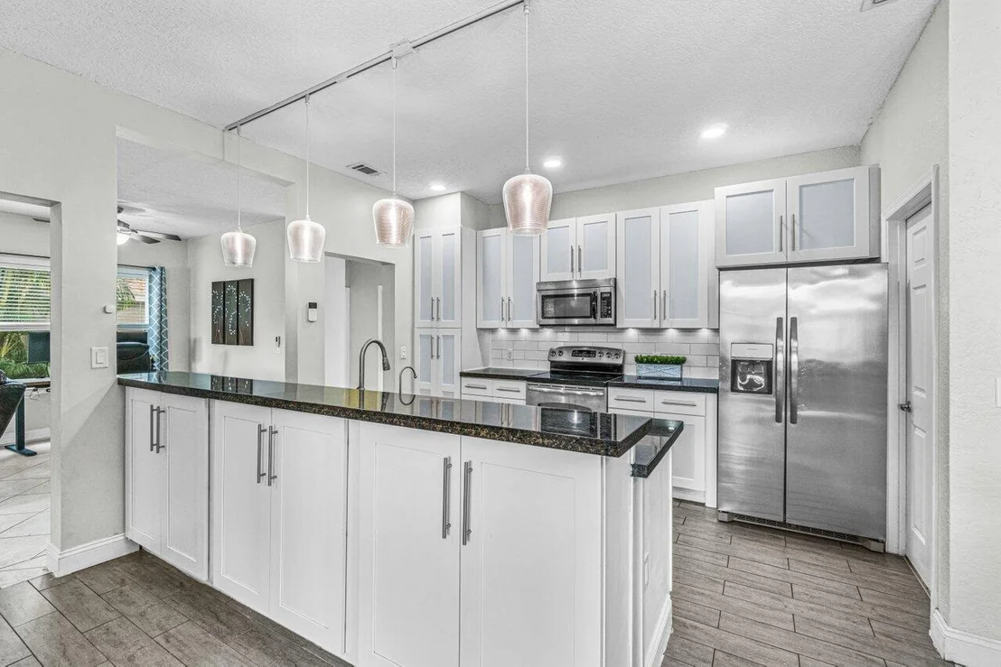 Photo of 1071 Fairfax Circle W