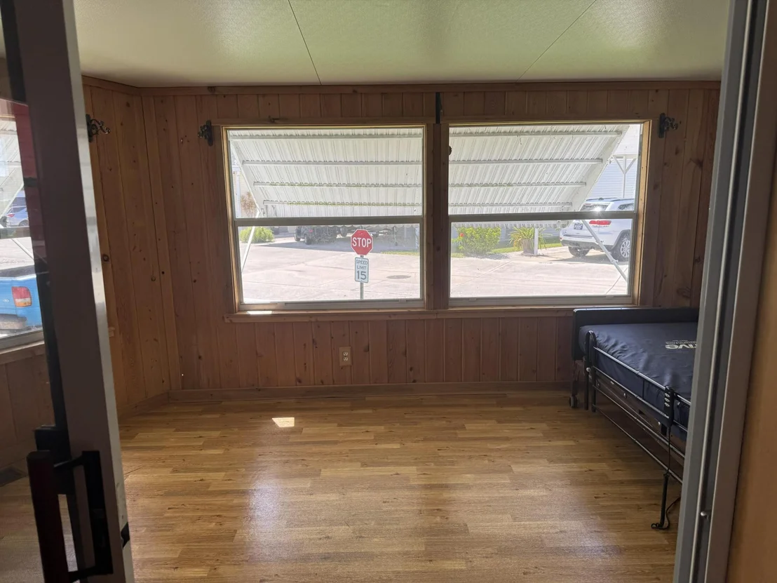 Photo of 6401 SE 52ND Lane