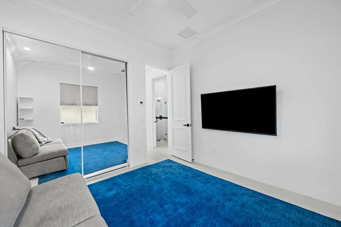 Photo of 7120 CORNING Circle