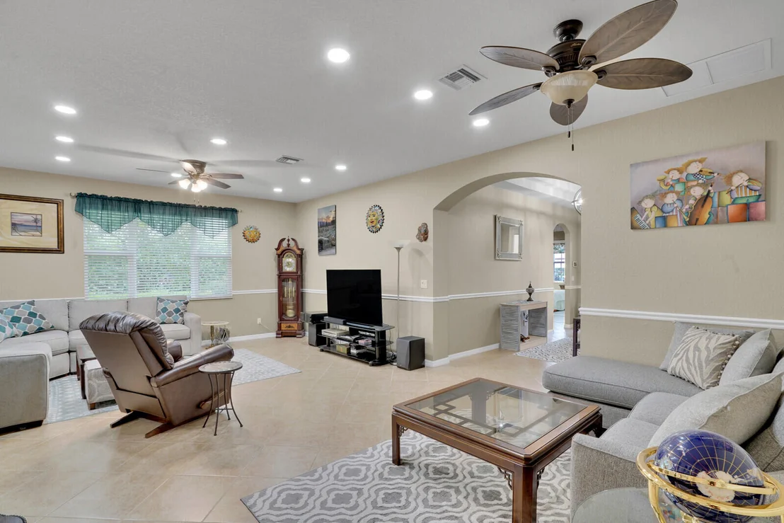 Photo of 212 Behring Way