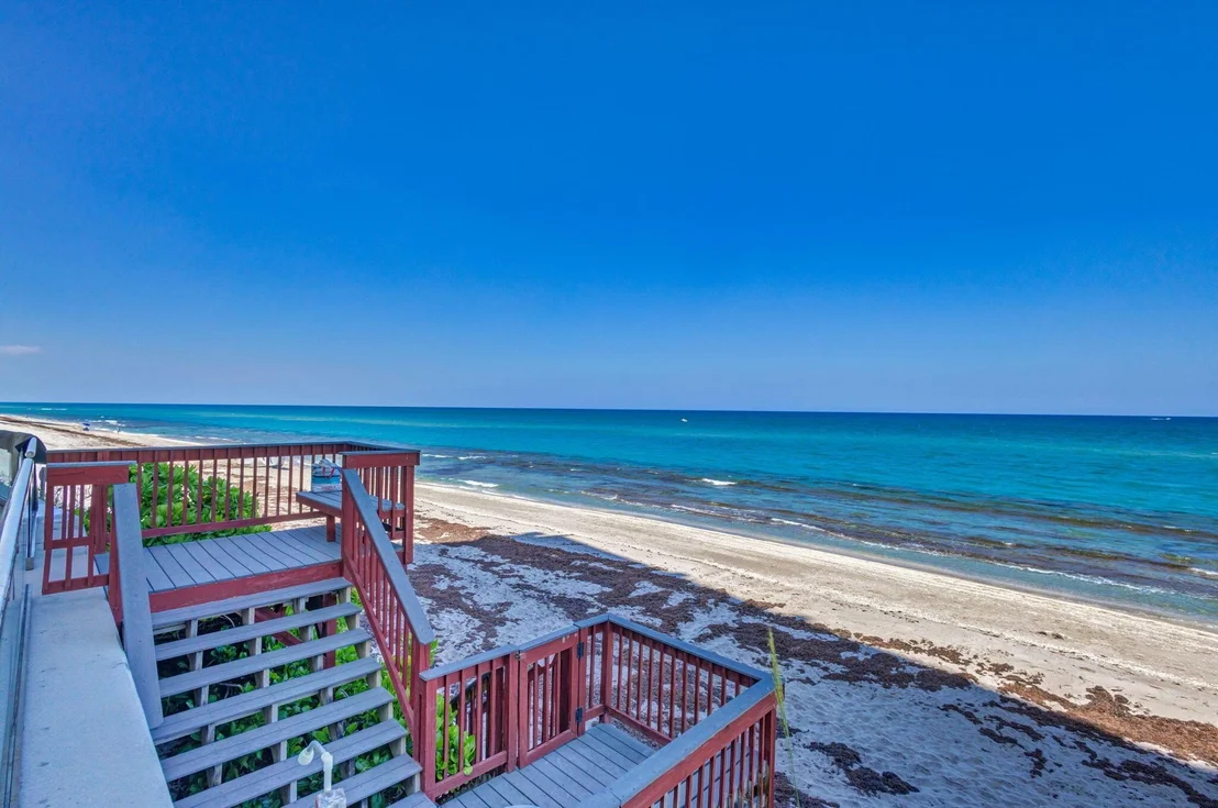 Photo of Unit 607 at 5440 N Ocean Drive