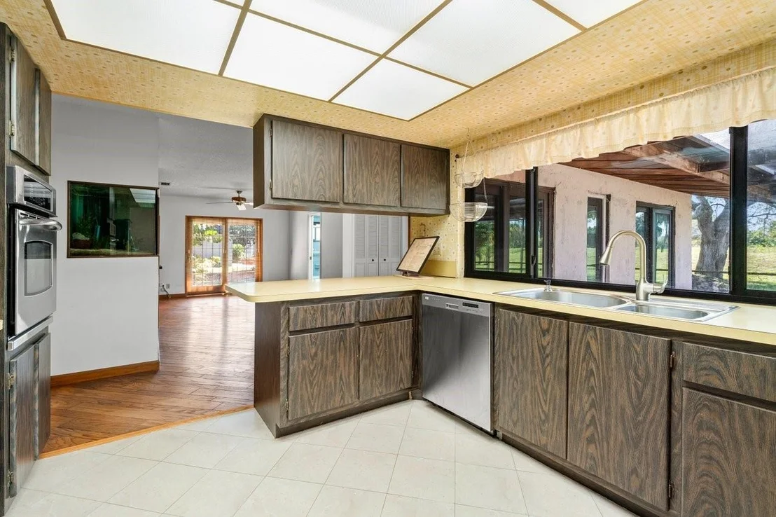 Photo of 5505 Red Oak Circle