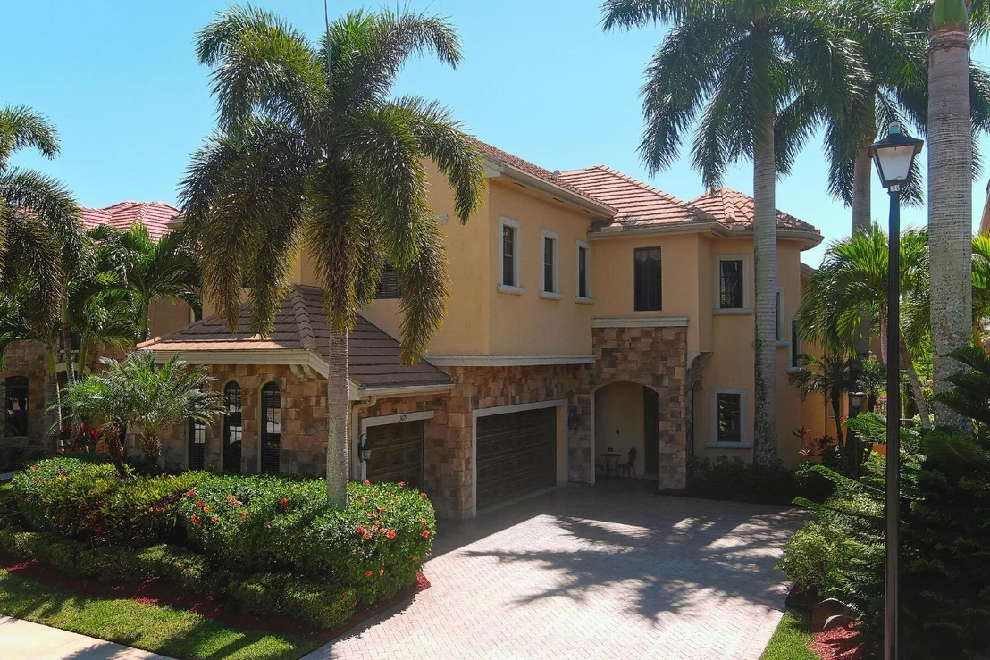 Photo of 3473 Collonade Drive