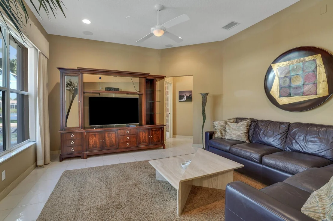 Photo of 6924 Cypress Cove Circle
