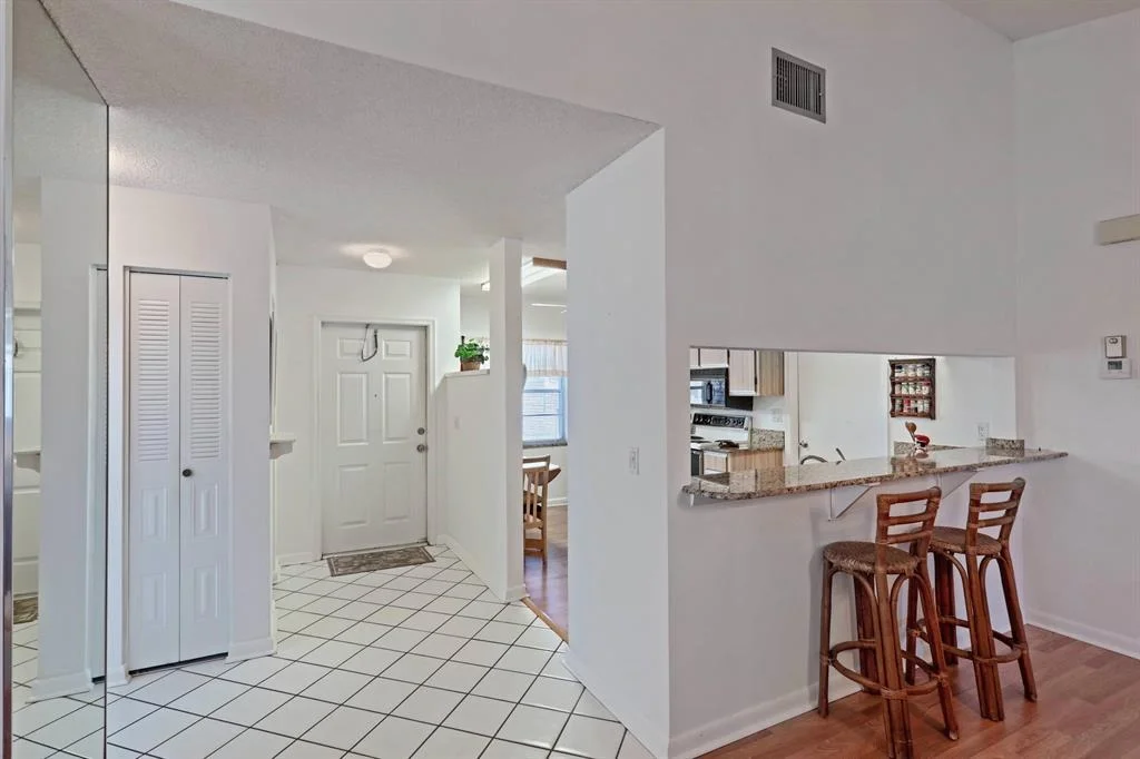 Photo of 6531 Overland Drive