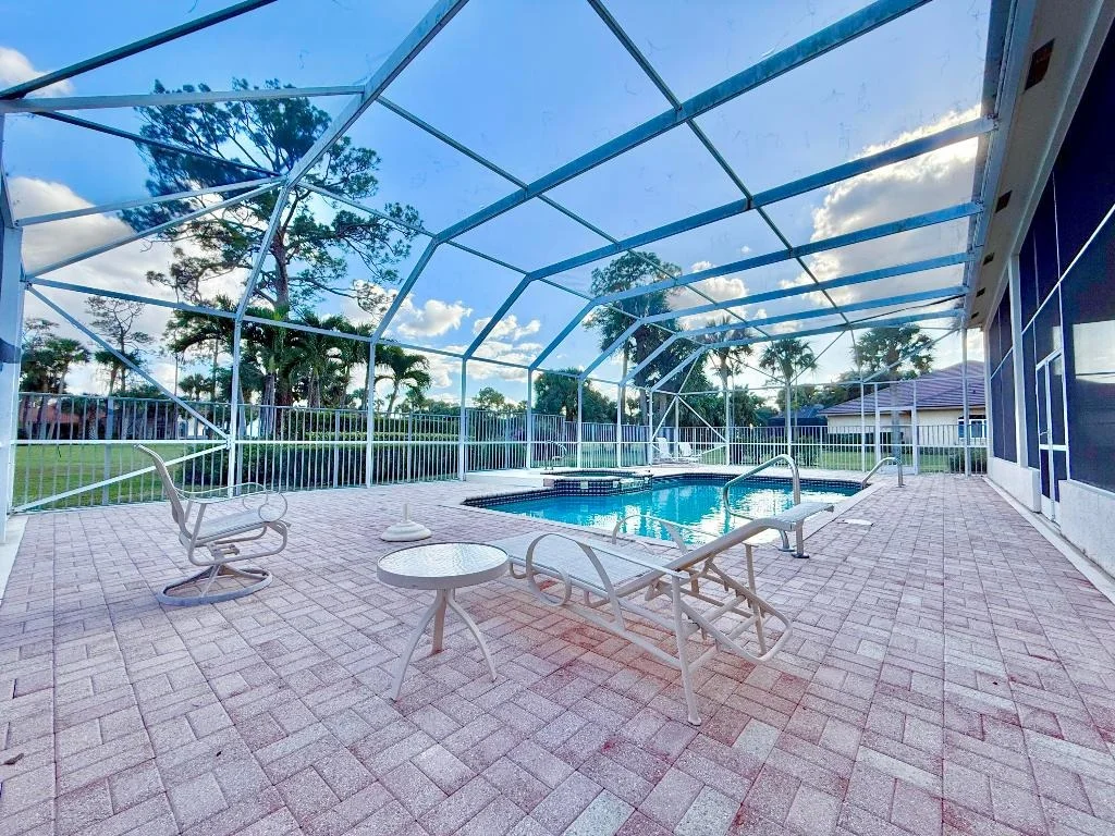 Photo of 1792 Breakers West Boulevard