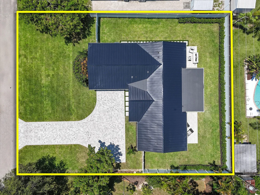 Photo of 19875 Hibiscus Drive