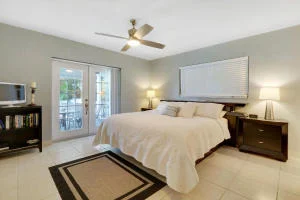 Photo of 660 SE 12th Terrace