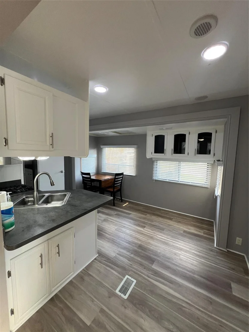 Photo of 6501 SE 55th Lane