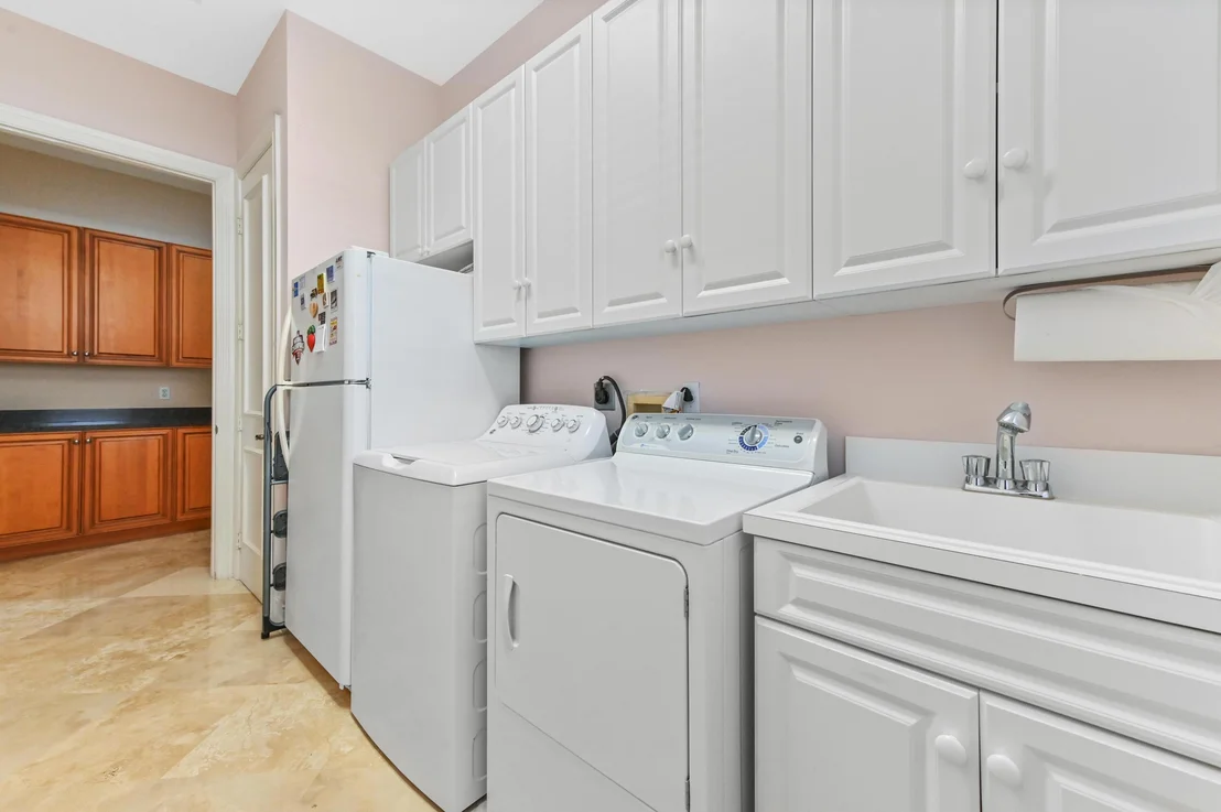 Photo of 8817 SE Compass Island Way