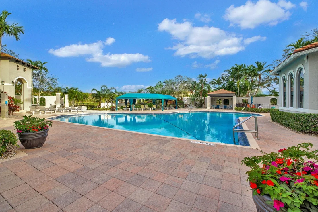 Photo of 19137 Skyridge Circle