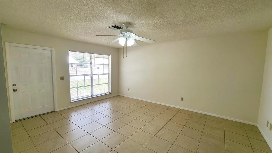 Photo of 31 SE Cayuga Terrace