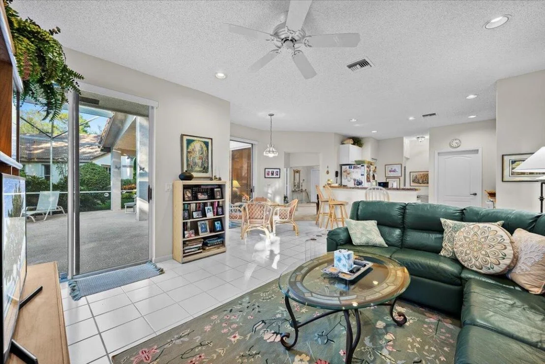 Photo of 180 Egret Circle