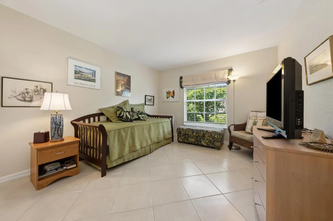 Photo of 12155 Roma Road