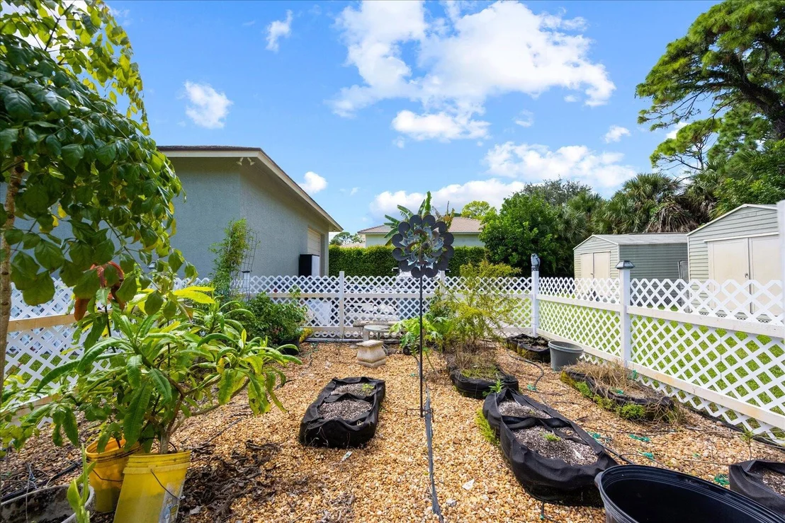 Photo of 8941 Yearling Drive