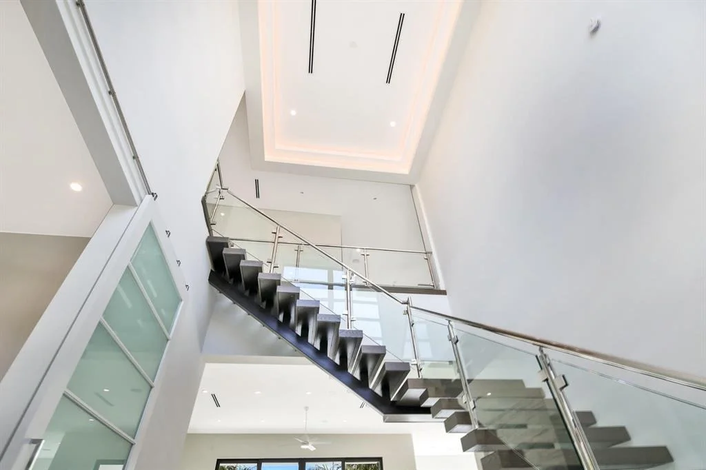 Photo of 960 Banyan Drive