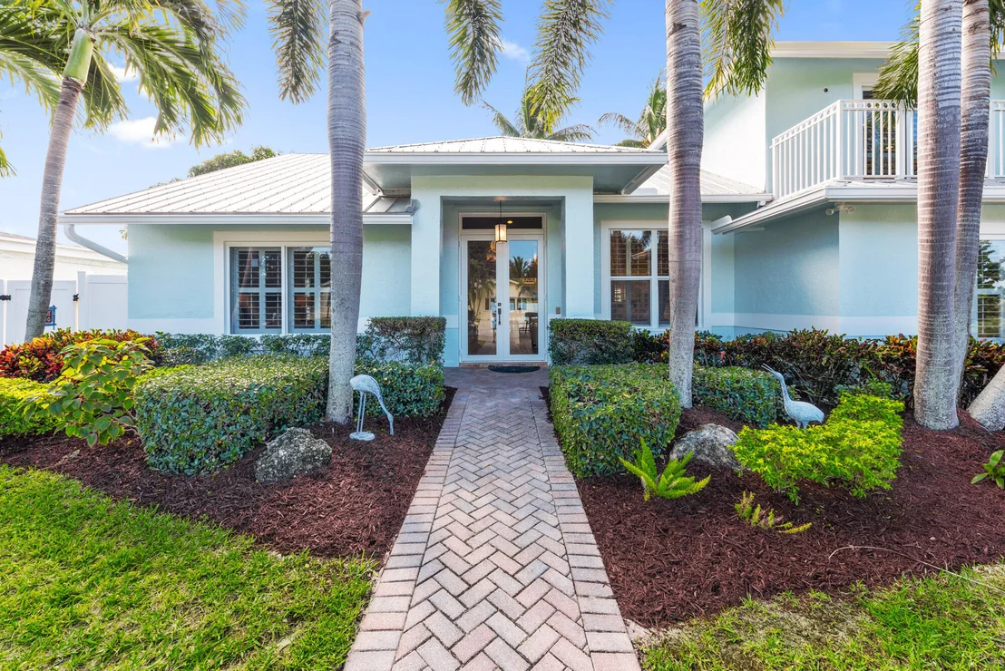 Photo of 490 Mars Way
