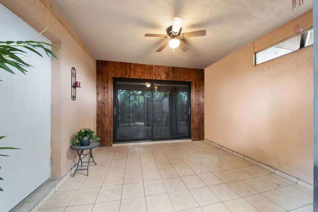 Photo of 2075 SW 24th Circle