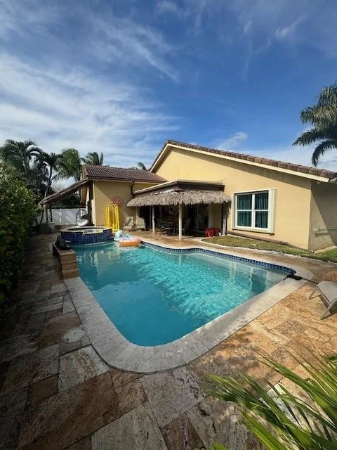 Photo of 6972 NW 19th Street