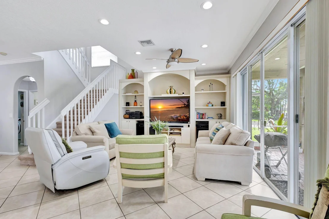 Photo of 8951 Alexandra Circle