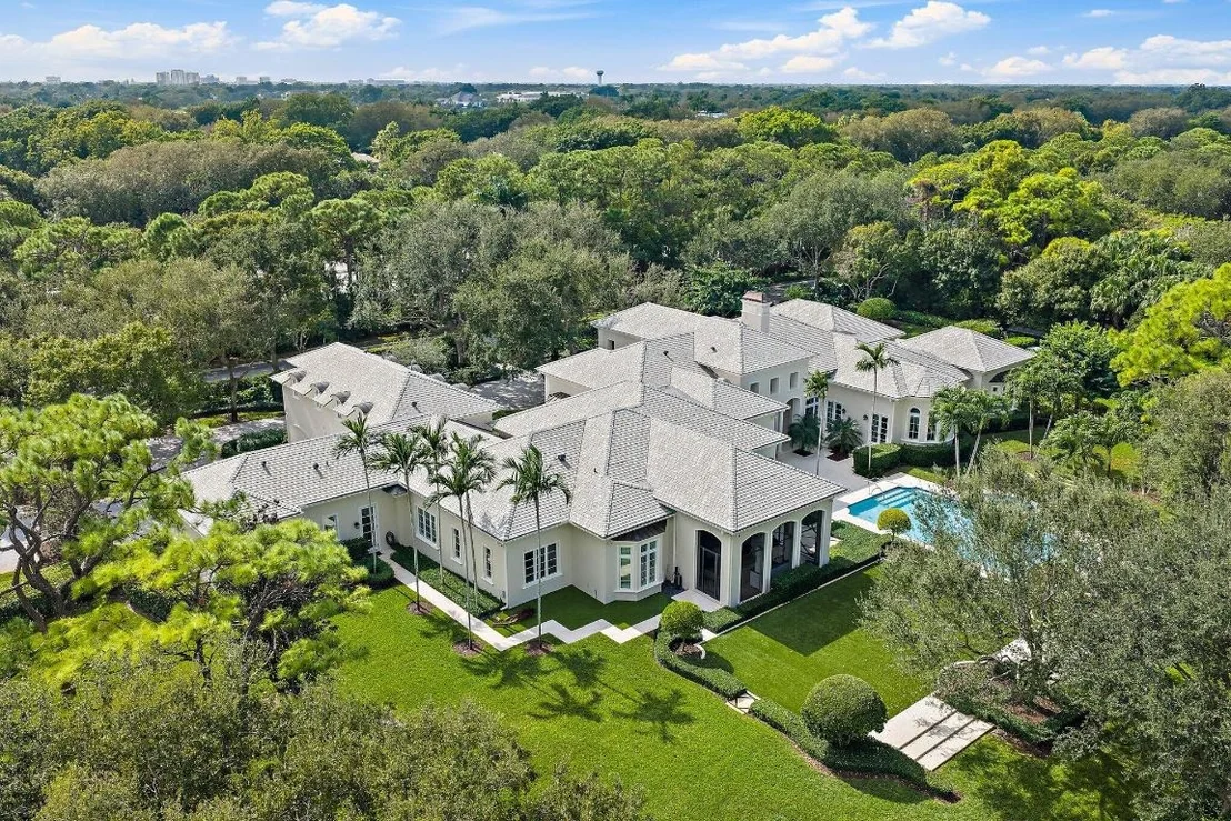 Photo of 124 Bears Club Drive