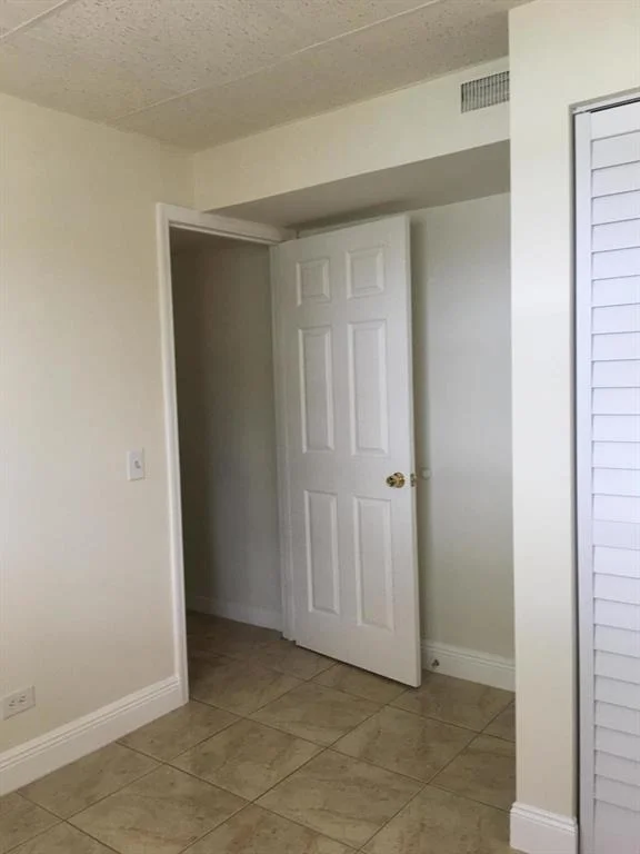 Photo of 3052 Hibiscus Circle