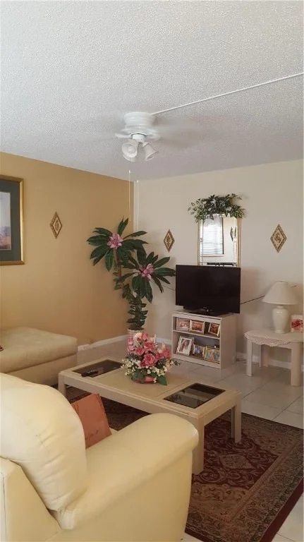 Photo of Unit B at 4030 Guildford B