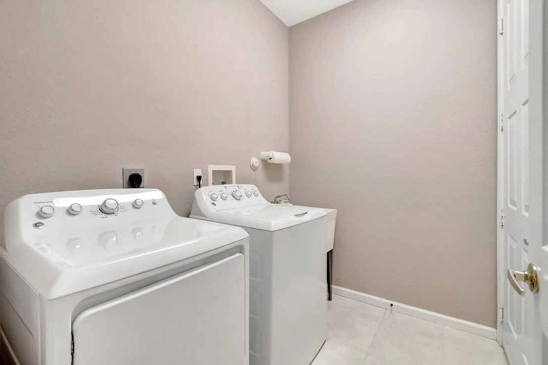 Photo of 2676 Clipper Circle
