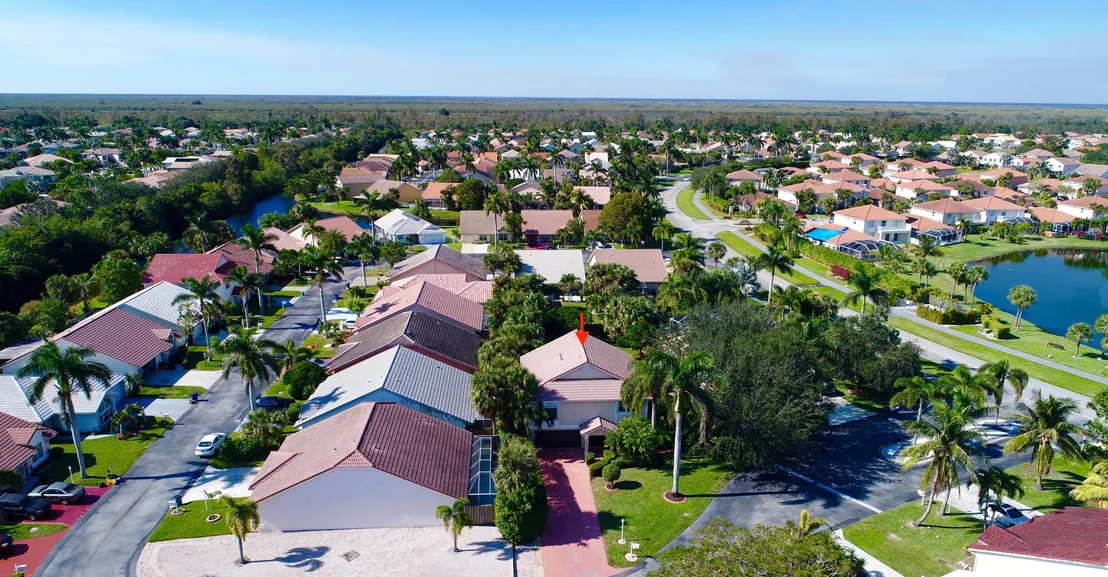 Photo of 11061 Lakeaire Circle