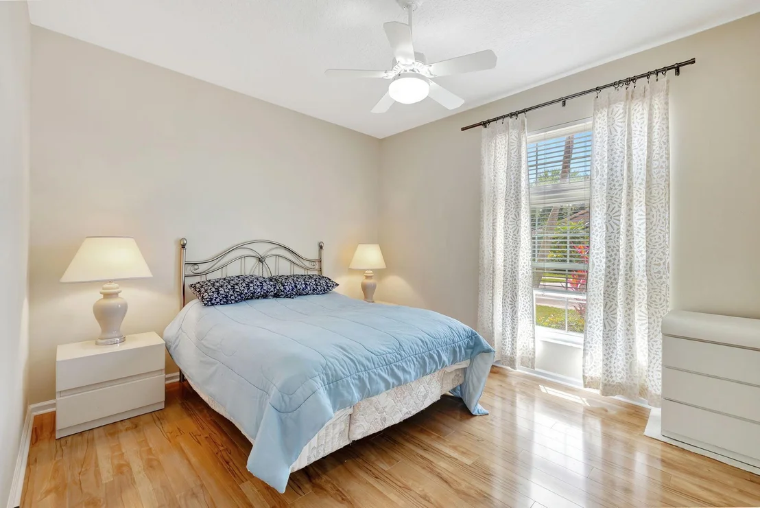 Photo of 5827 Seashell Terrace