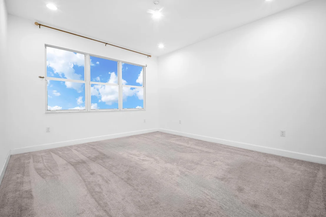 Photo of 1403 Thistle Place