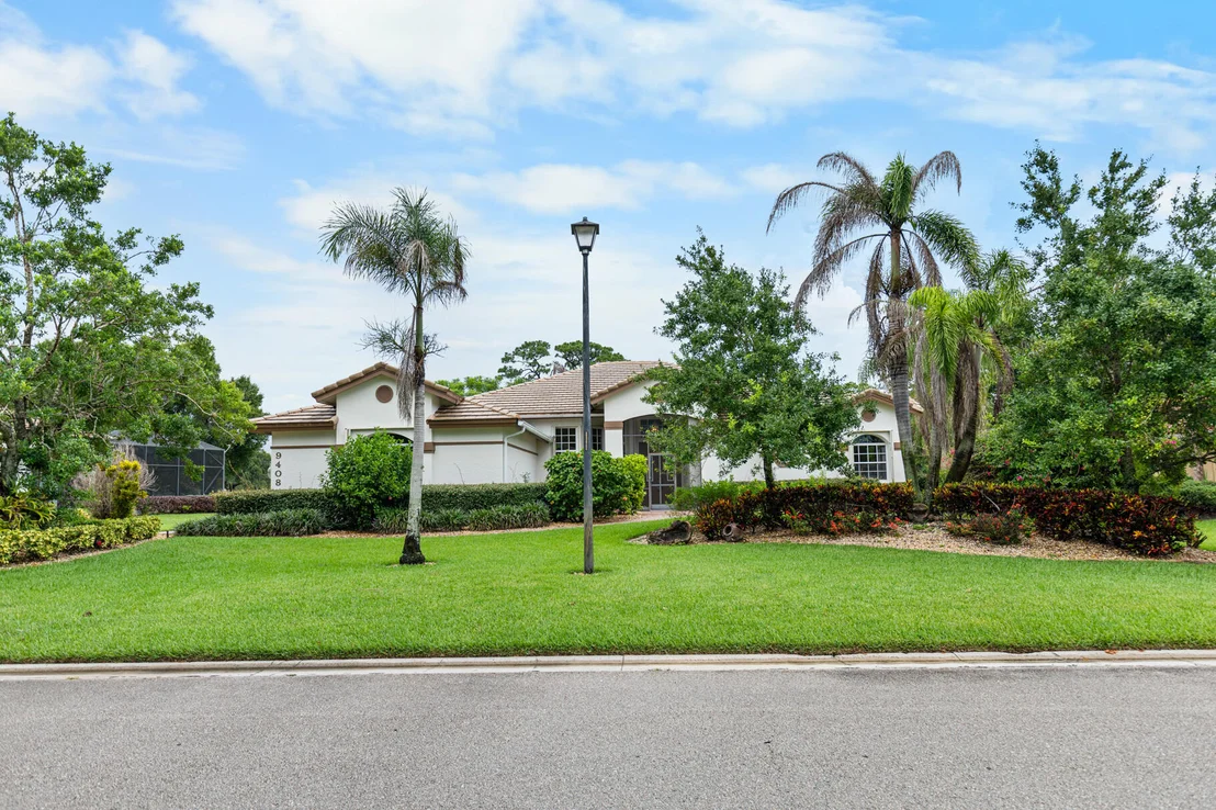 Photo of 9408 Meadowood Drive