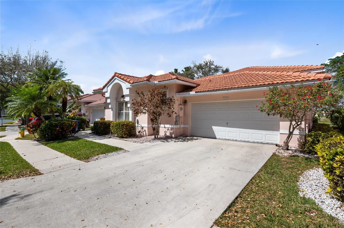 Photo of 7733 Highlands Circle