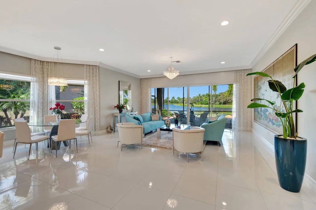 Photo of 12396 Cascade Valley Lane