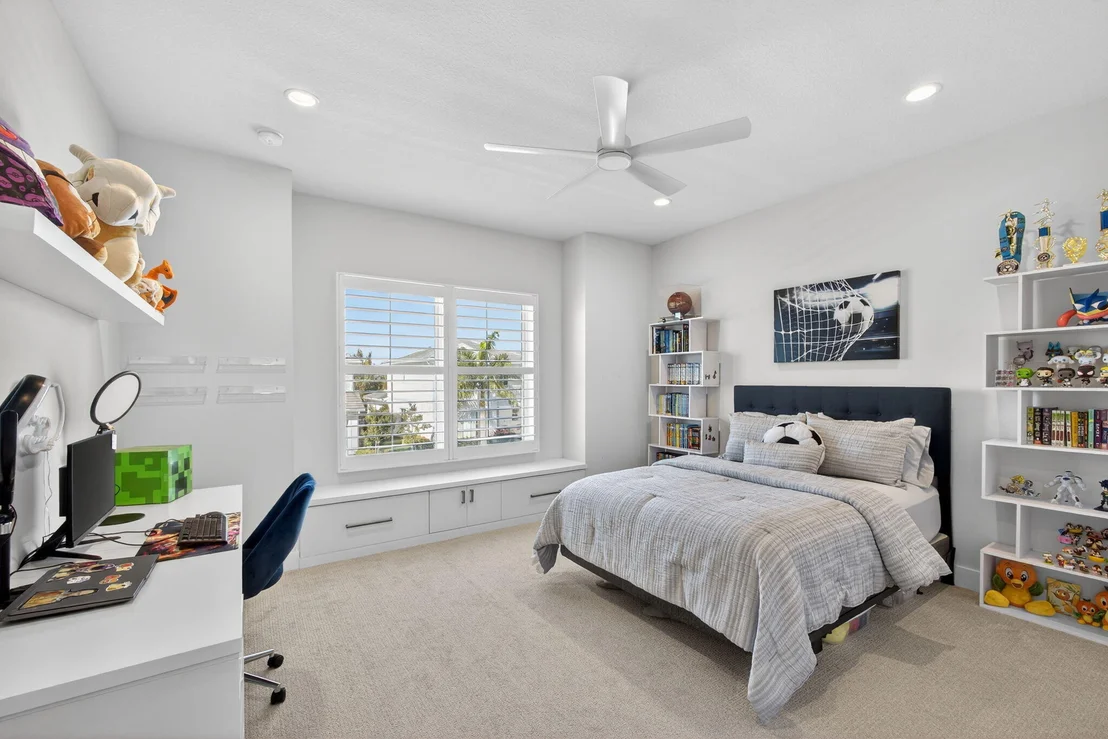 Photo of 9221 Crestview Circle