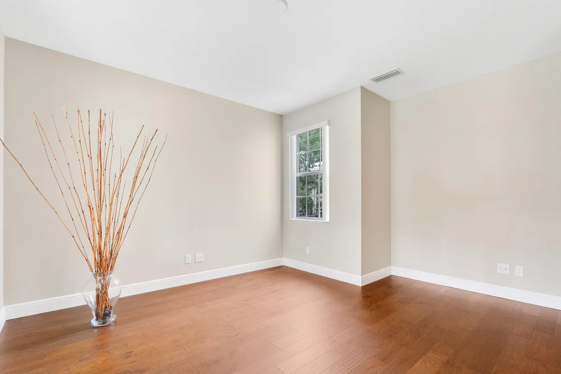 Photo of 4019 Community Drive