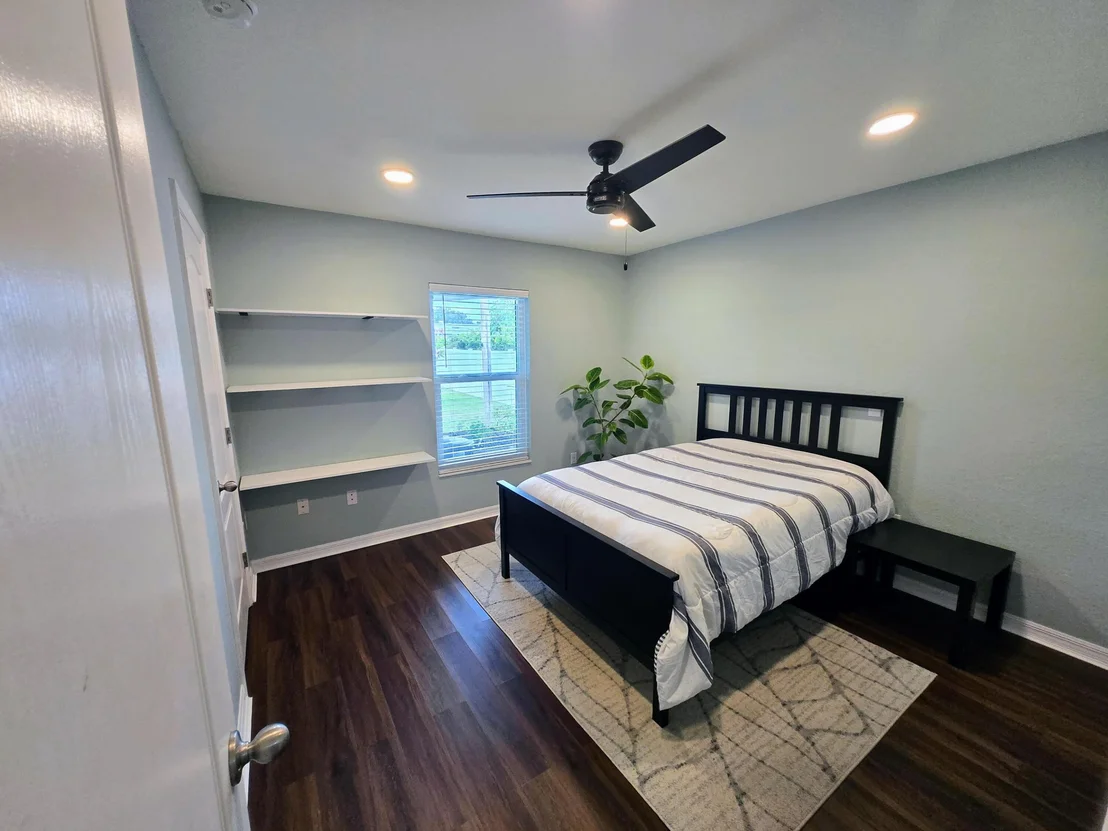 Photo of 200 Amber Boulevard
