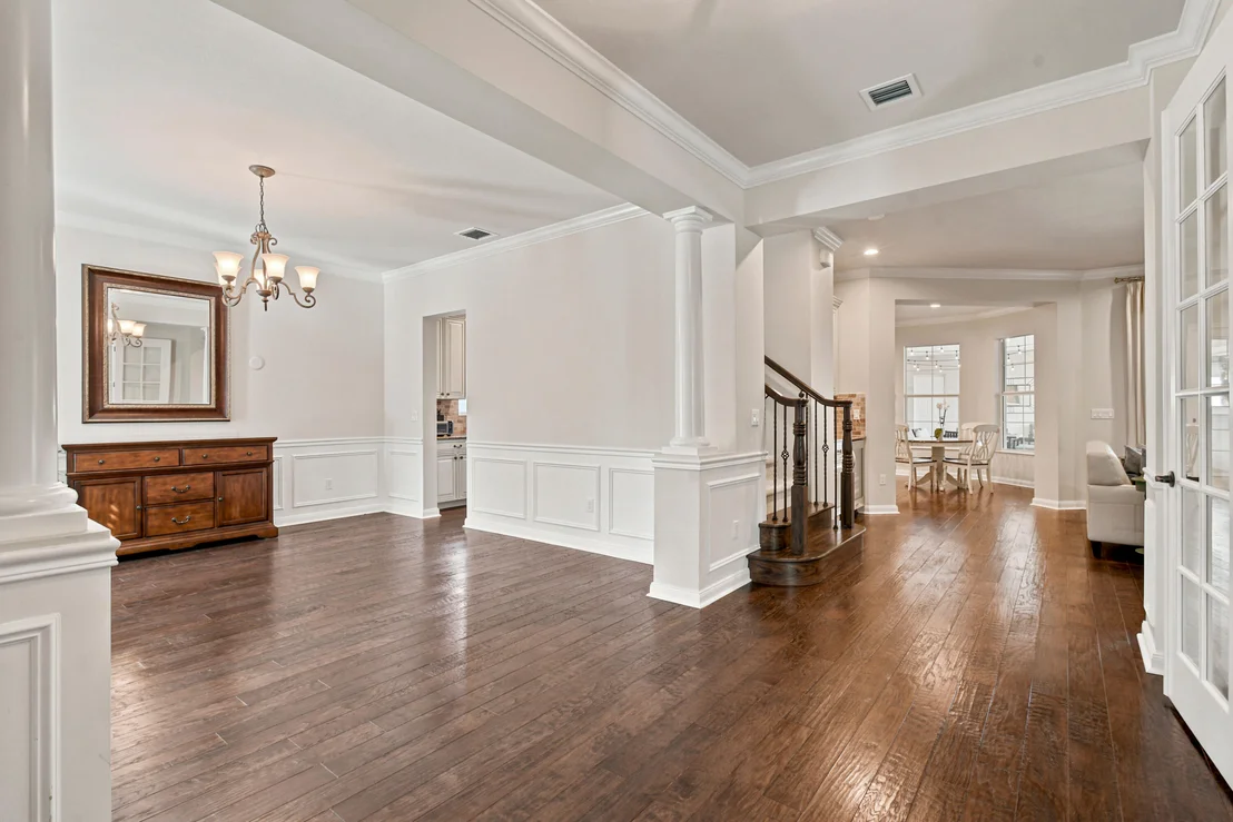 Photo of 2664 Greenway Drive