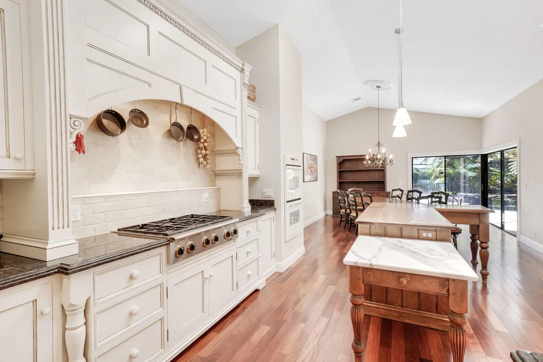 Photo of 818 Ivy Drive