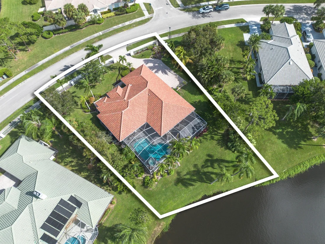 Photo of 8137 SE Double Tree Drive